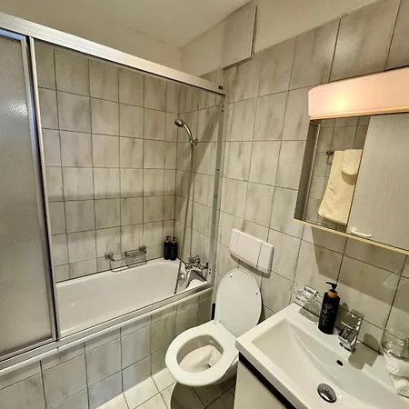 Апартаменты Central Zurich Stay *