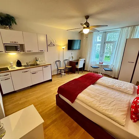 Central Zurich Stay *