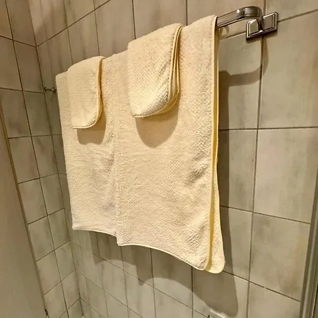 Central Zurich Stay *