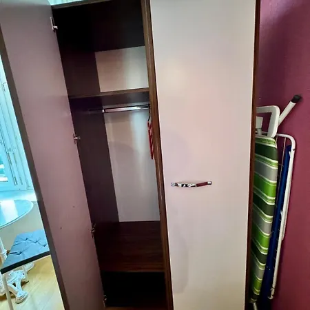 Central Zurich Stay Apartman *